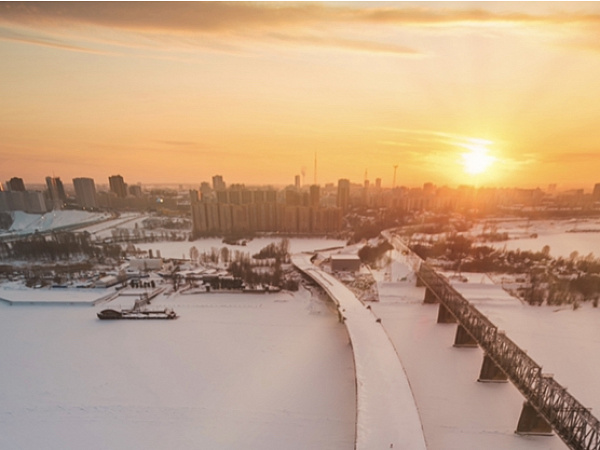 Bridge construction in Novosibirsk continues through the New Year holidays