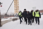 The Governor of the Novosibirsk Region visits the construction site of one of the clinics built by the VIS Group under a PPP project