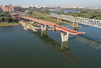 The assembled bridge span in Novosibirsk is 285 meters long after the completion of the next stage 