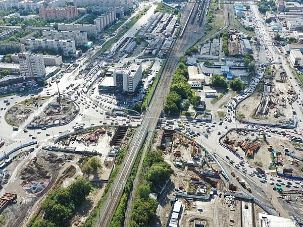 Large-scale work underway in the left-bank part of Novosibirsk to build a transport interchange that has no analogues in Russia