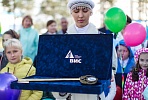 Governor of Yamal-Nenets Autonomous District Dmitry Kobylkin opened kindergartens and a school built by VIS Group