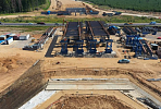 Overpass span installation begins over the Pirogovskoye highway of the Mytishchi high-speed chord under construction 